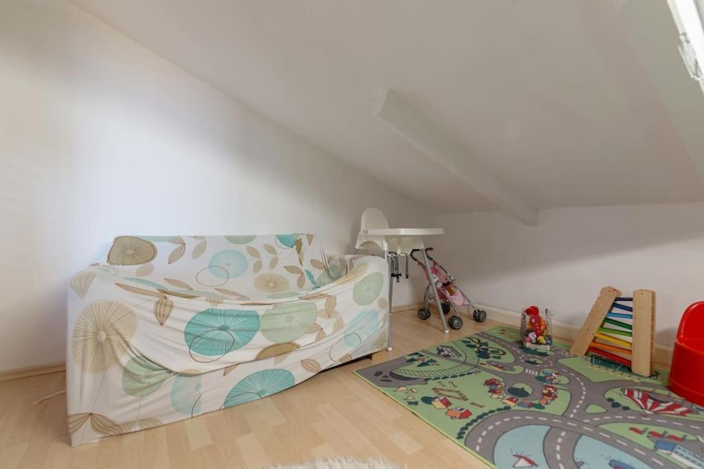 Lovely Spacious 3Room Loft Under Roof-100M2-Touristarea Rauth 외부 사진